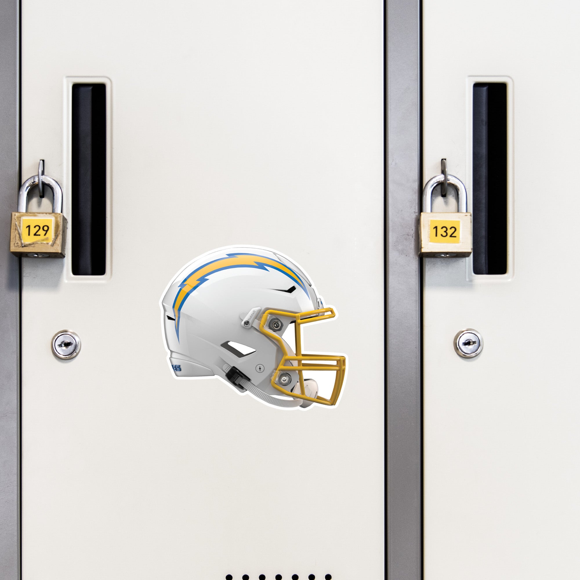 Los Angeles Chargers: 2022 Helmet Mini Cardstock Cutout - Officially L –  Fathead