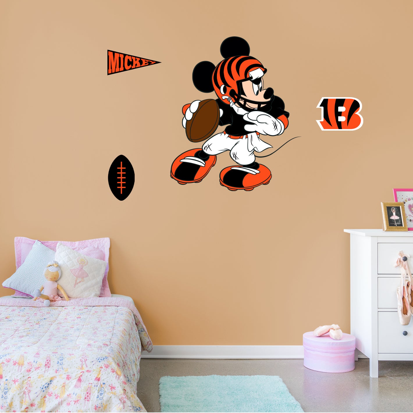 Cincinnati Bengals: Mickey Mouse 2021 - Officially Licensed NFL