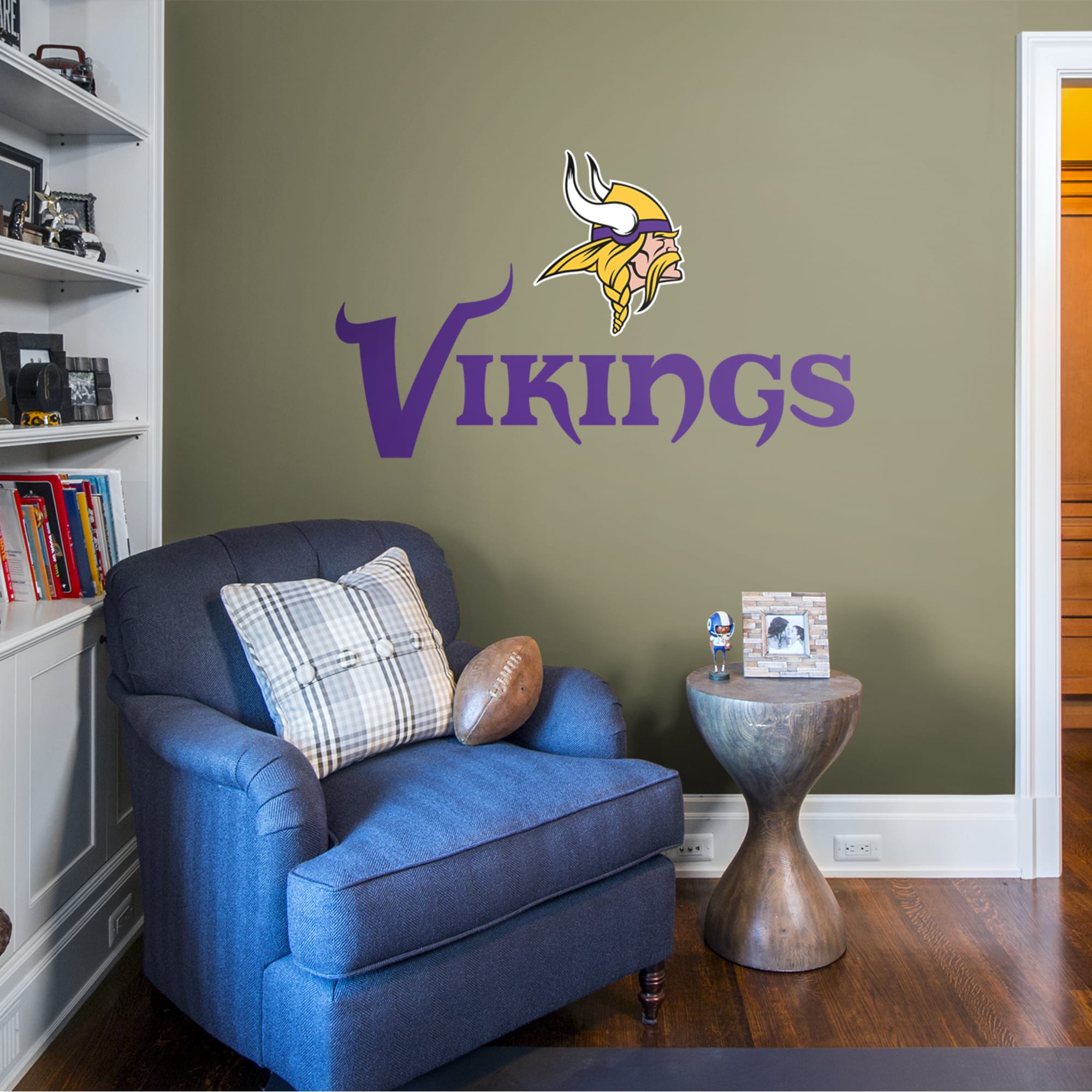 Minnesota Vikings: Logo - Officially Licensed NFL Transfer Decal – Fathead