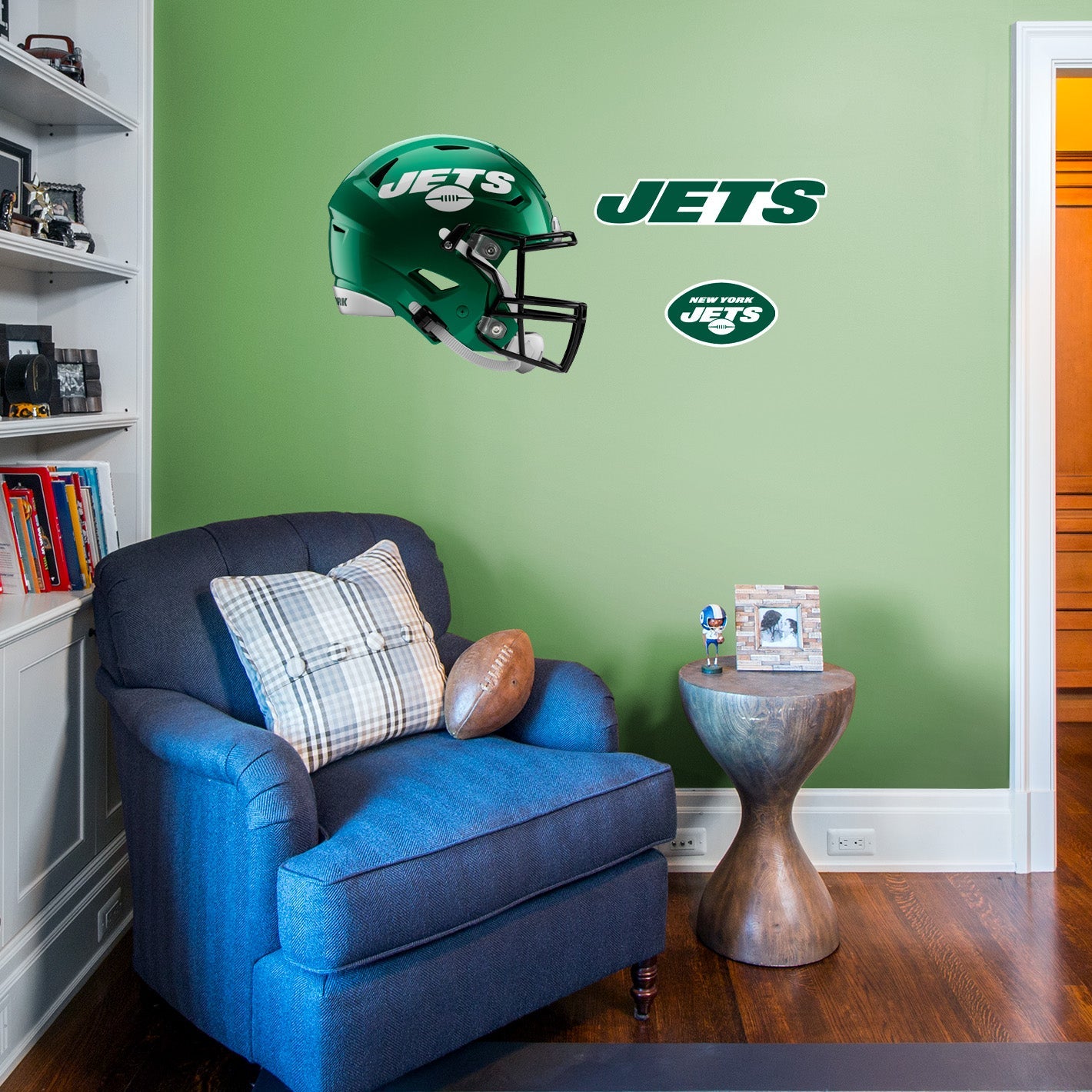 New York Jets: Helmet - Officially Licensed NFL Removable Adhesive Decal