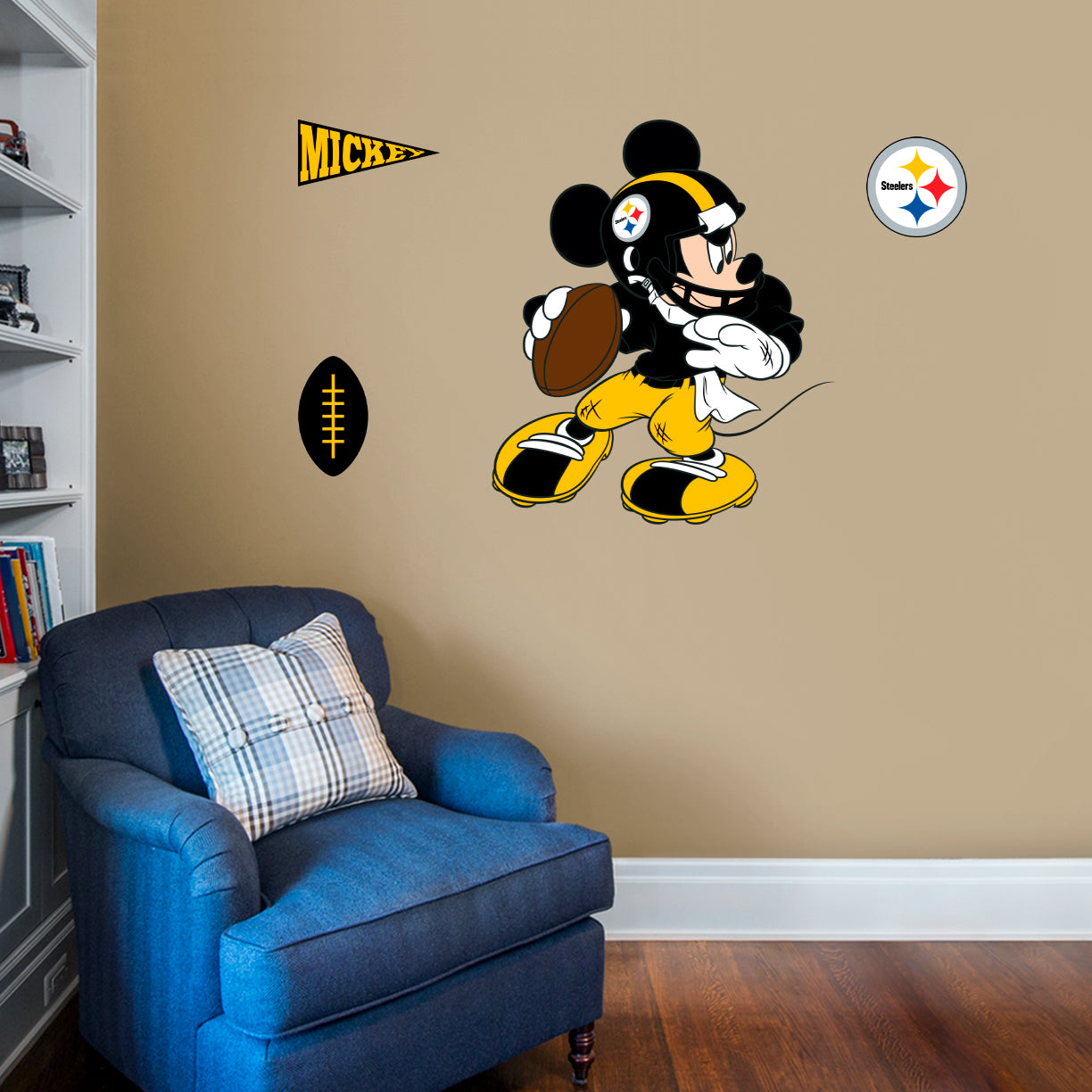 Pittsburgh Steelers: Mickey Mouse - Officially Licensed NFL Removable Adhesive Decal