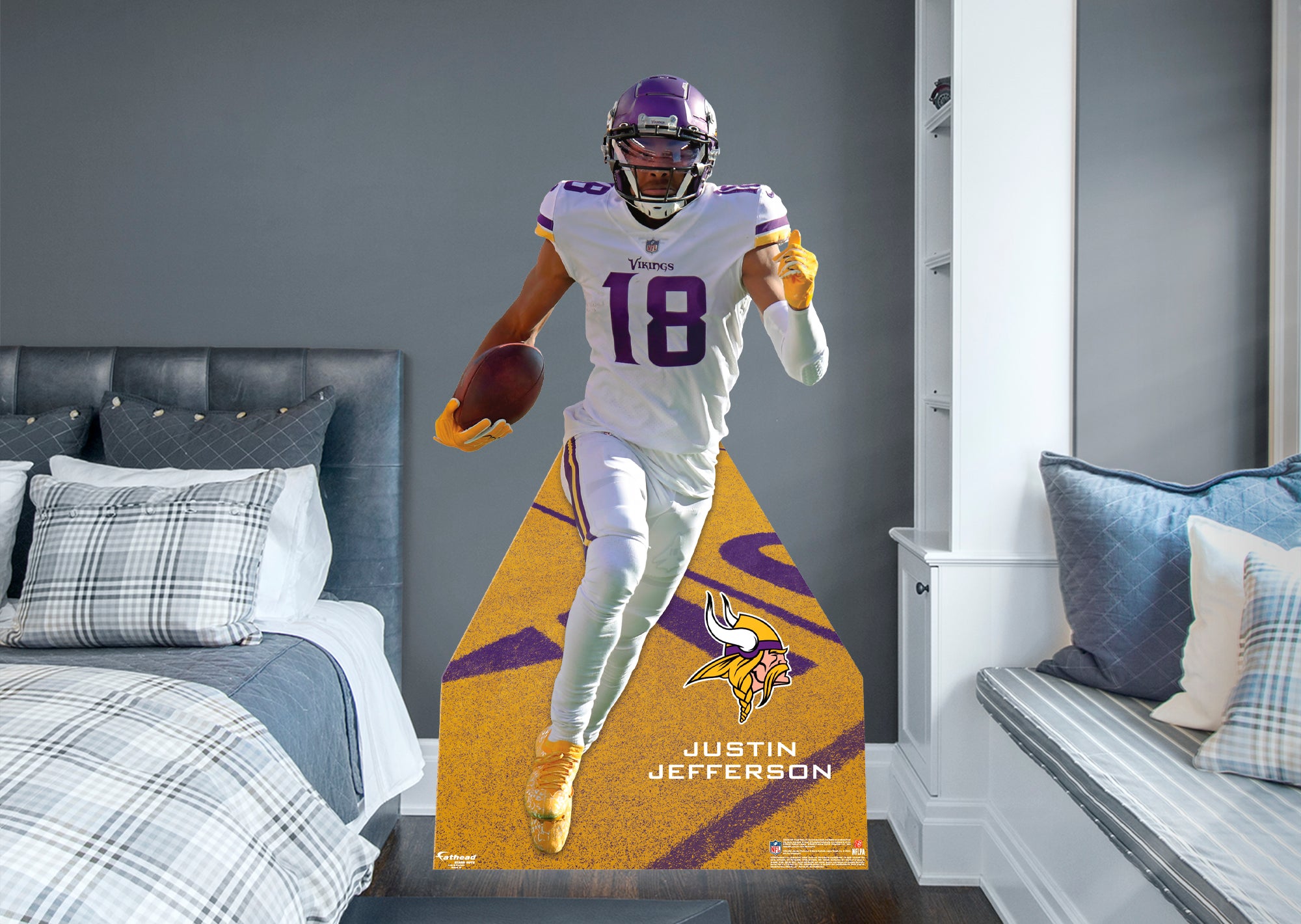 Minnesota Vikings: Justin Jefferson 2022 Life-Size Cutout - NFL Stand Out 42'W x 76'H