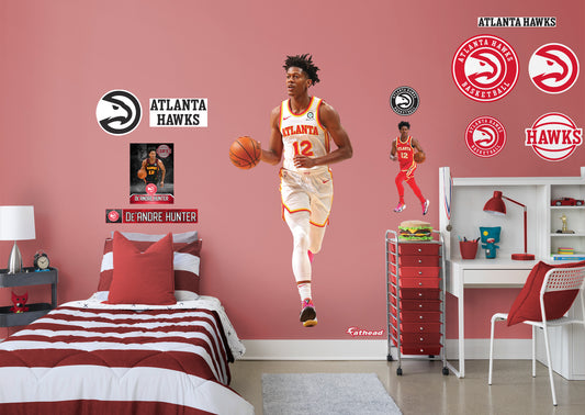 Atlanta Hawks: De'Andre Hunter         - Officially Licensed NBA Removable Wall   Adhesive Decal