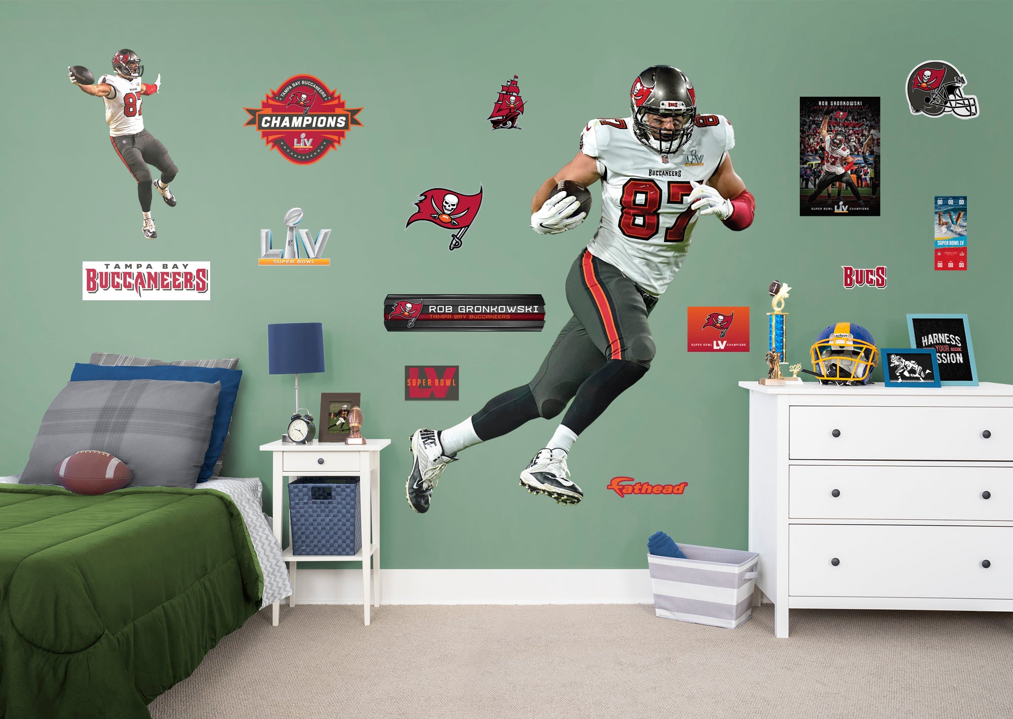 rob gronkowski  Tampa bay buccaneers logo, Nfl football posters, Buccaneers  football