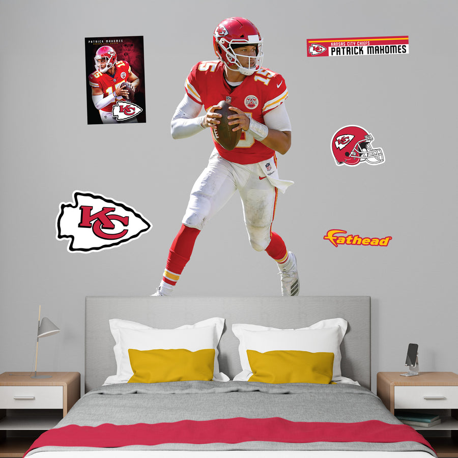 Patrick Mahomes II - RealBig Red & Gold Collection - Official NFL - Kansas City Chiefs - Reusable Vinyl Wall Decals