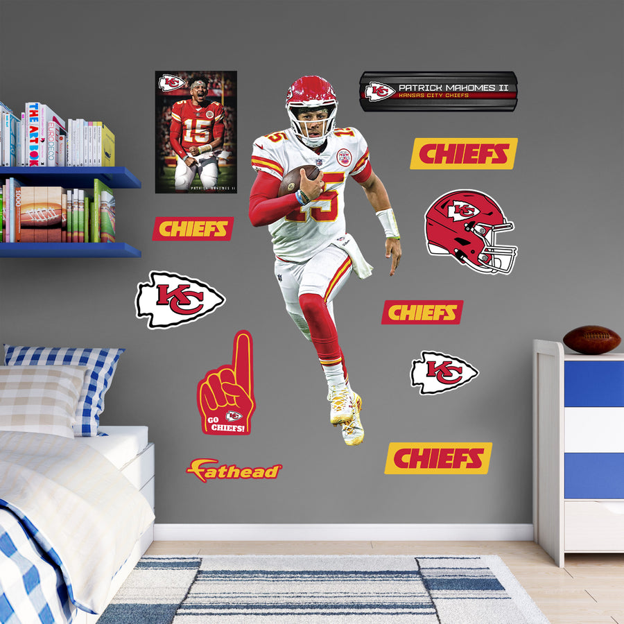 Patrick Mahomes II - RealBig Rush Collection - Official NFL - Kansas City Chiefs - Reusable Vinyl Wall Decals