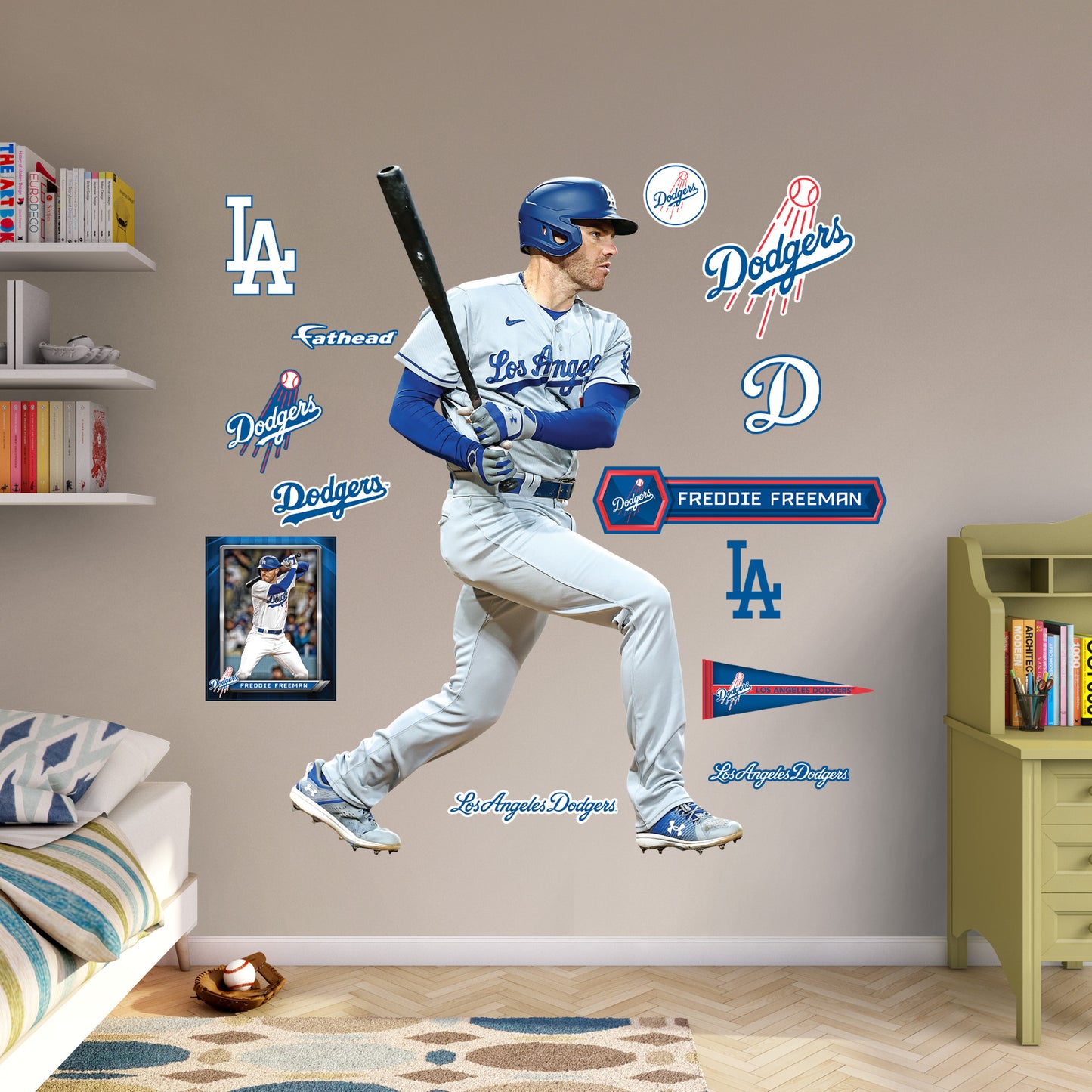 Los Angeles Dodgers: Freddie Freeman 2022 Poster - Officially Licensed –  Fathead
