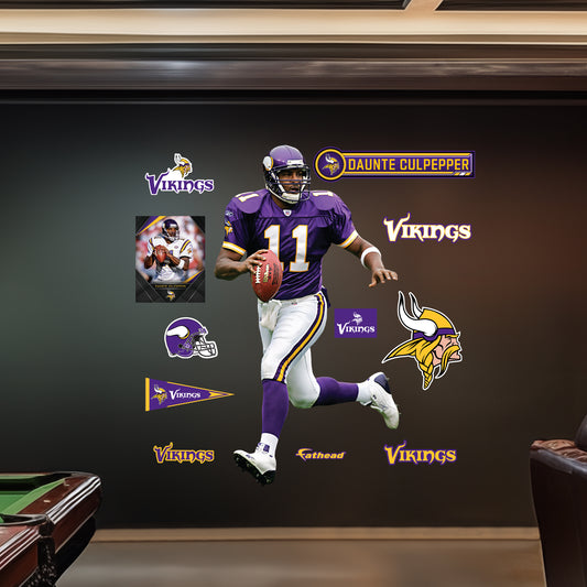 Minnesota Vikings: Daunte Culpepper Legend        - Officially Licensed NFL Removable     Adhesive Decal