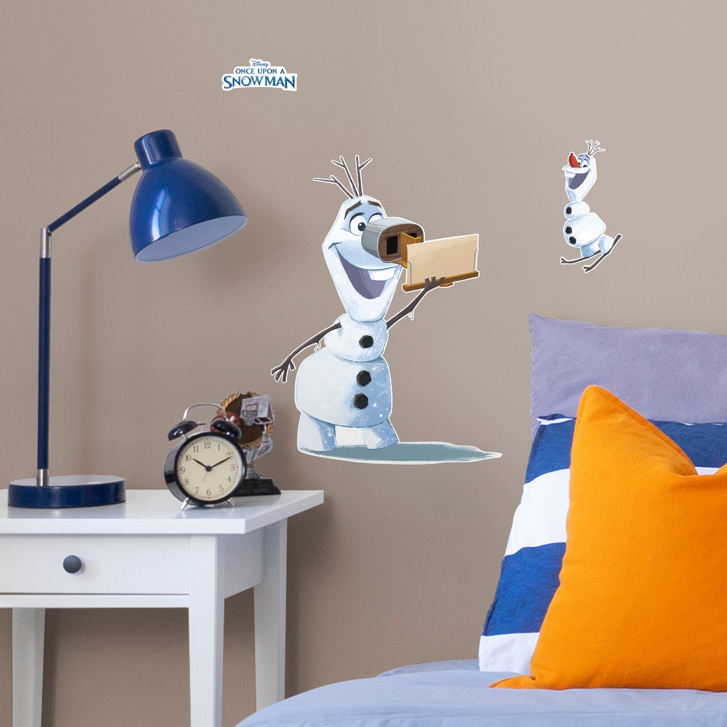 Olaf: Viewfinder - Frozen - Once Upon A Snowman - Officially Licensed Disney Removable Wall Decal