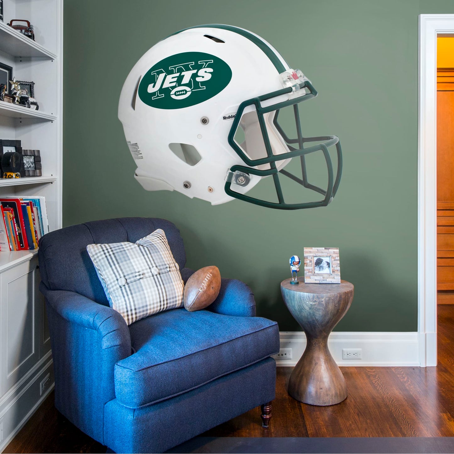 New York Jets:  Helmet        - Officially Licensed NFL Removable Wall   Adhesive Decal