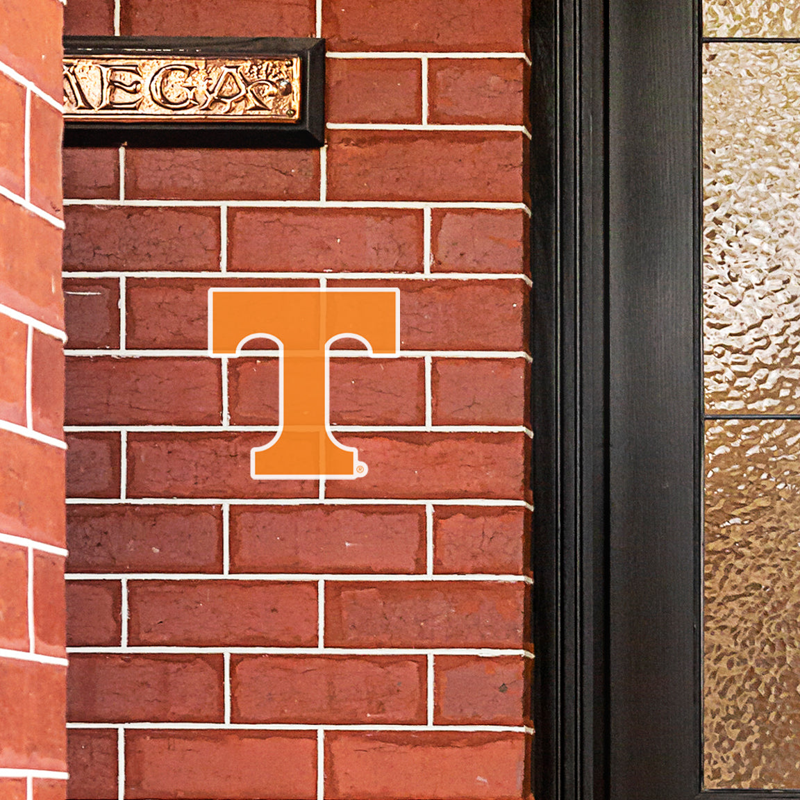 Tennessee Volunteers: Outdoor Logo - Officially Licensed NCAA Outdoor Graphic