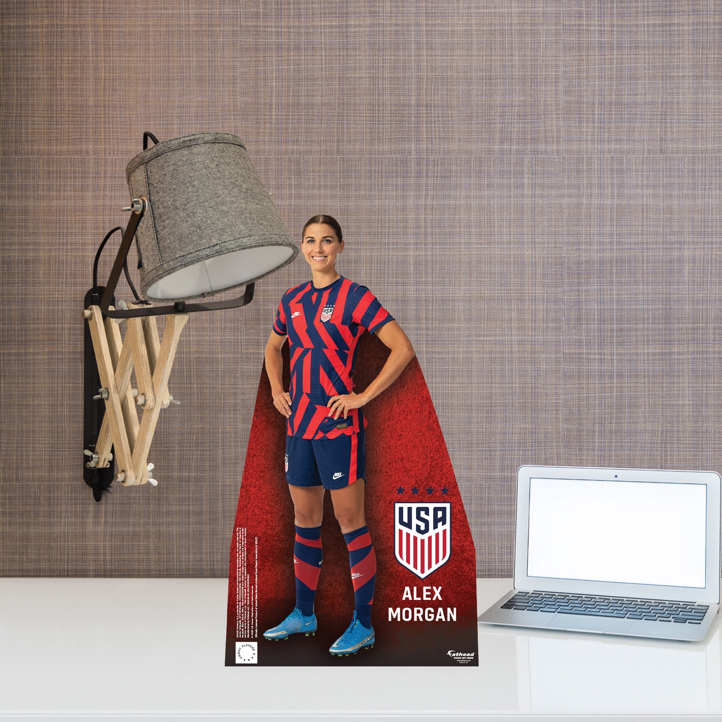 Alex Morgan   Mini   Cardstock Cutout  - Officially Licensed USWNT    Stand Out