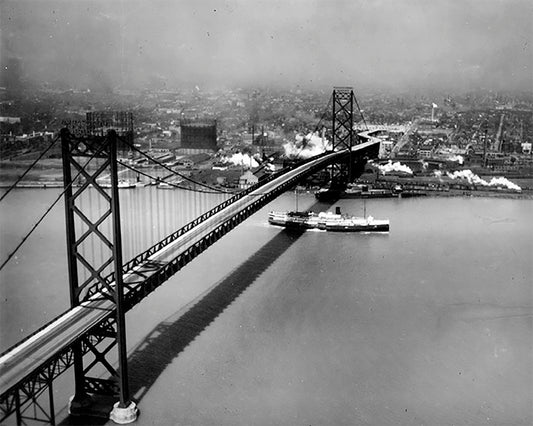 Ambassador Bridge (1931) - Officially Licensed Detroit News Puzzle