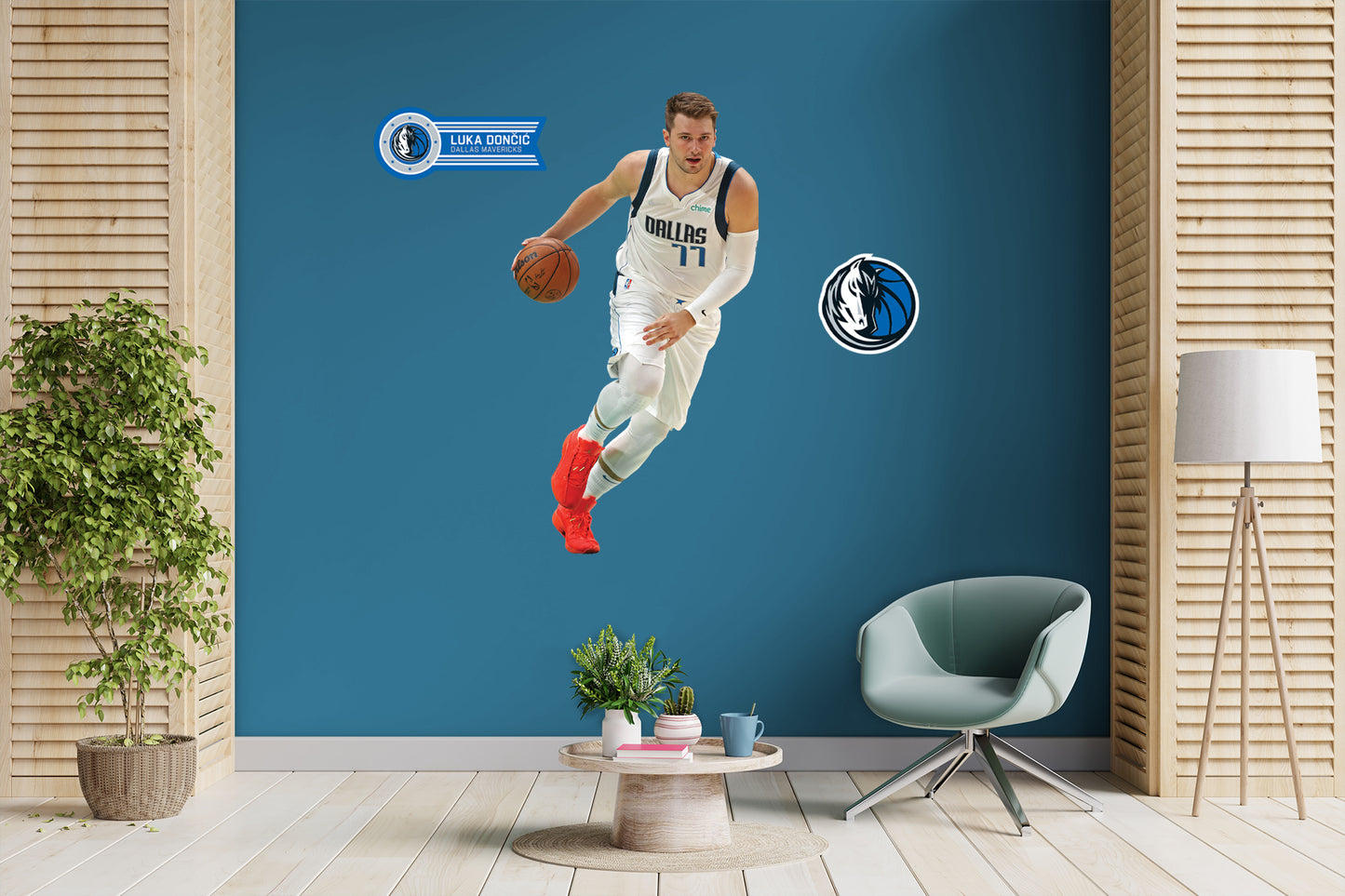 Dallas Mavericks: Luka Donƒçiƒá - Officially Licensed NBA Removable Adhesive Decal