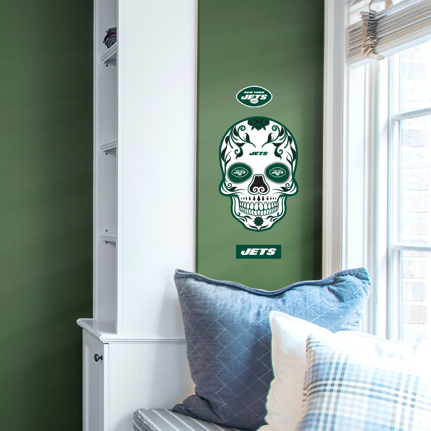 New York Jets: Skull - Officially Licensed NFL Removable Adhesive Decal