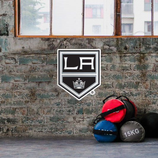 Los Angeles Kings:   Outdoor Logo        - Officially Licensed NHL    Outdoor Graphic
