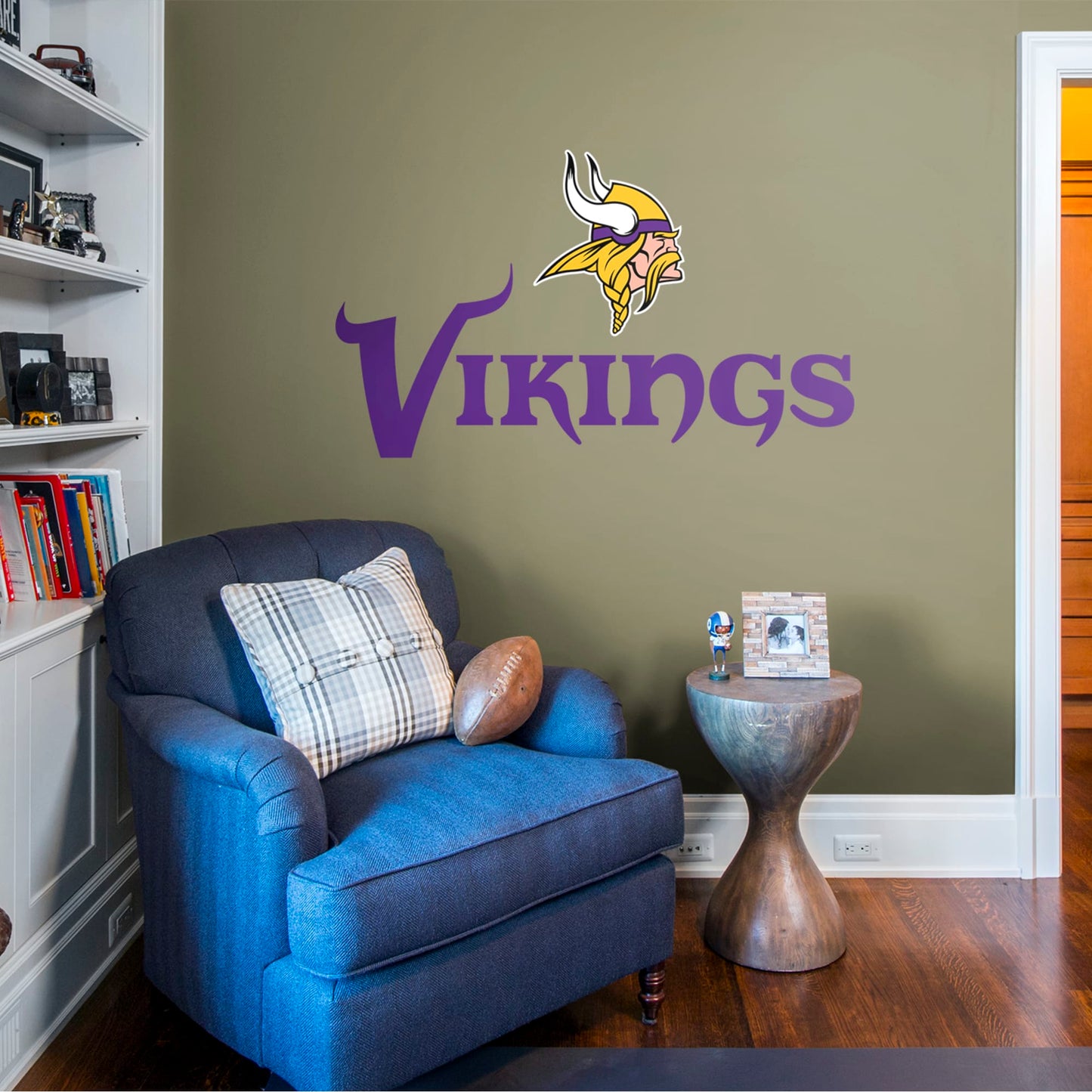 Minnesota Vikings: Logo - Officially Licensed NFL Transfer Decal
