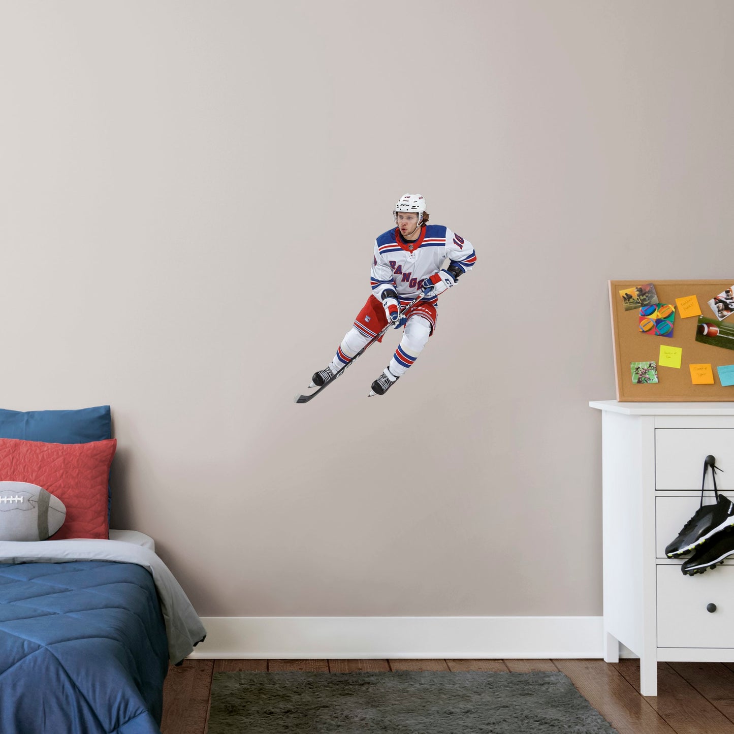 X-Large Athlete + 2 Decals (30"W x 35"H) The opposing goaltender had better be in position when Artemi Panarin takes the ice in this officially licensed NHL wall decal. The left wing for the New York Rangers has been making noise throughout the league since going undrafted and then becoming one of the NHL's top rookies a few years ago. This high-quality decal of the Breadman is the perfect addition to any Rangers fan's game room or bar, and can be easily removed in case it needs to be regifted.