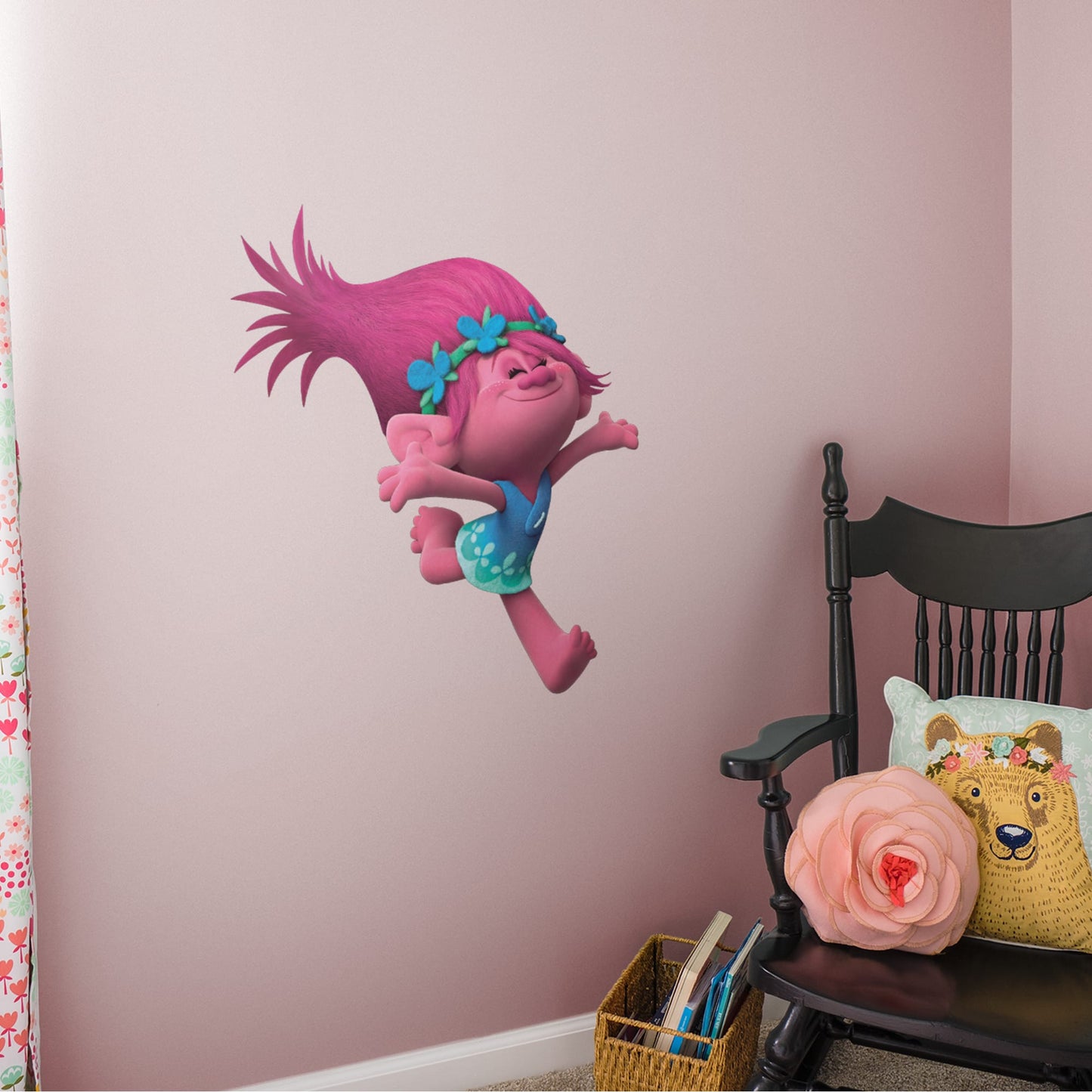 POPPY: TROLLS MOVIE - OFFICIALLY LICENSED REMOVABLE WALL DECAL