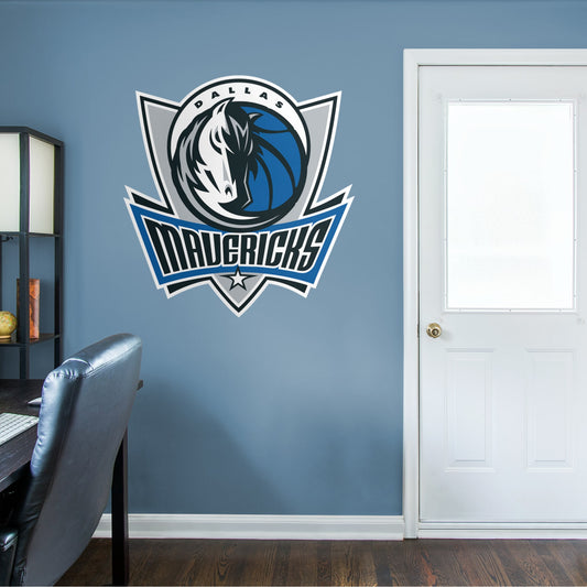 Dallas Mavericks: Logo - Officially Licensed NBA Removable Wall Decal