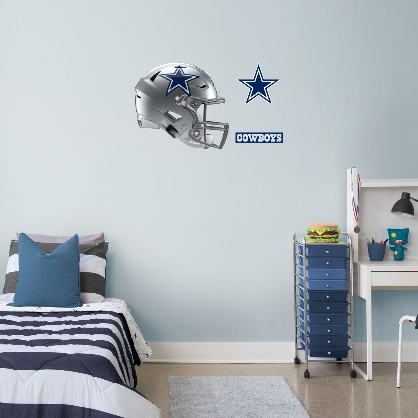 Dallas Cowboys: Helmet - Officially Licensed NFL Removable Adhesive Decal