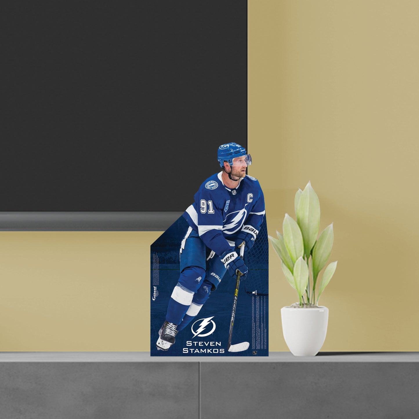 Tampa Bay Lightning: Steven Stamkos Mini Cardstock Cutout - Officially Licensed NHL Stand Out
