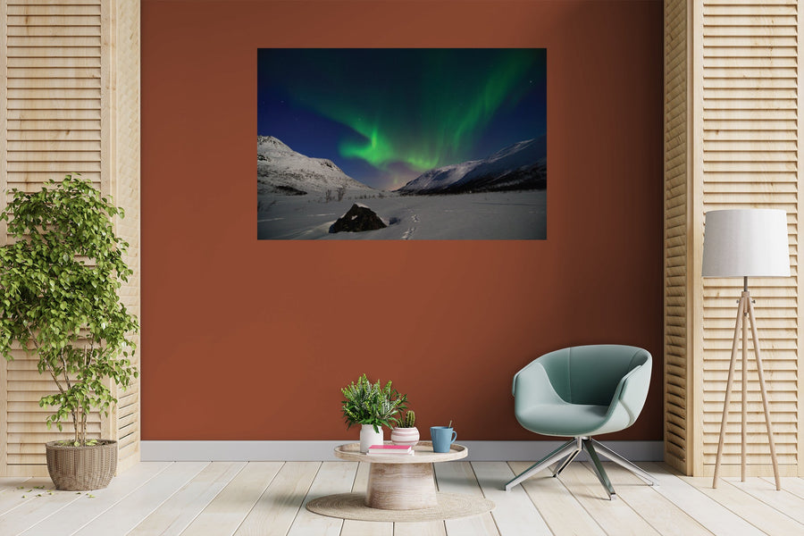 Popular Landmarks: Aurora Borealis Realistic Poster - Removable Adhesive Decal