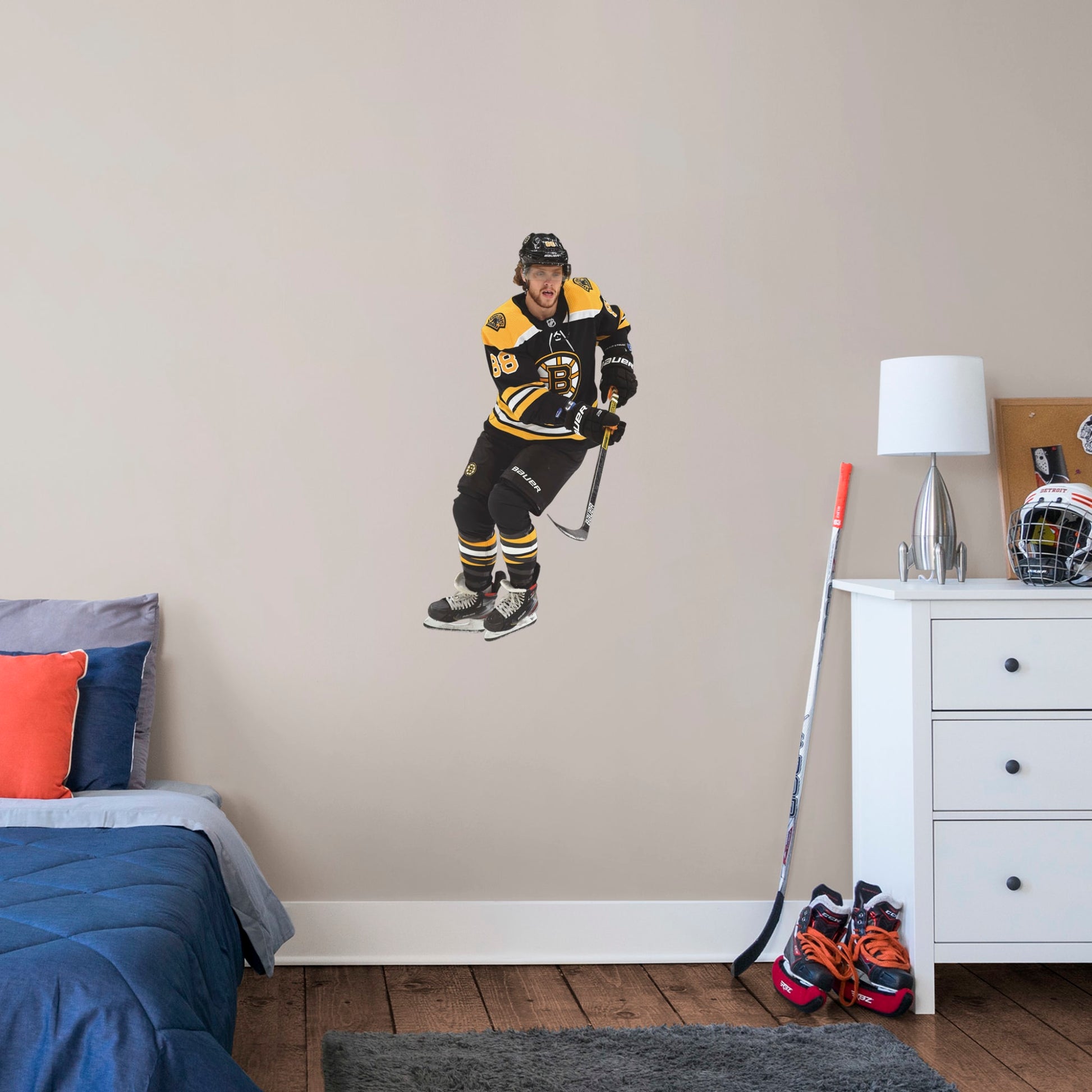 X-Large Athlete + 2 Decals (20"W x 38"H) He was the B's first-round pick in the 2014 NHL draft, and “Pasta” has since become one of the league’s most prolific scorers. Bring the action into the game room, living room or locker room with this officially licensed NHL wall decal featuring Boston Bruins player David Pastrnak poised to skate into action.