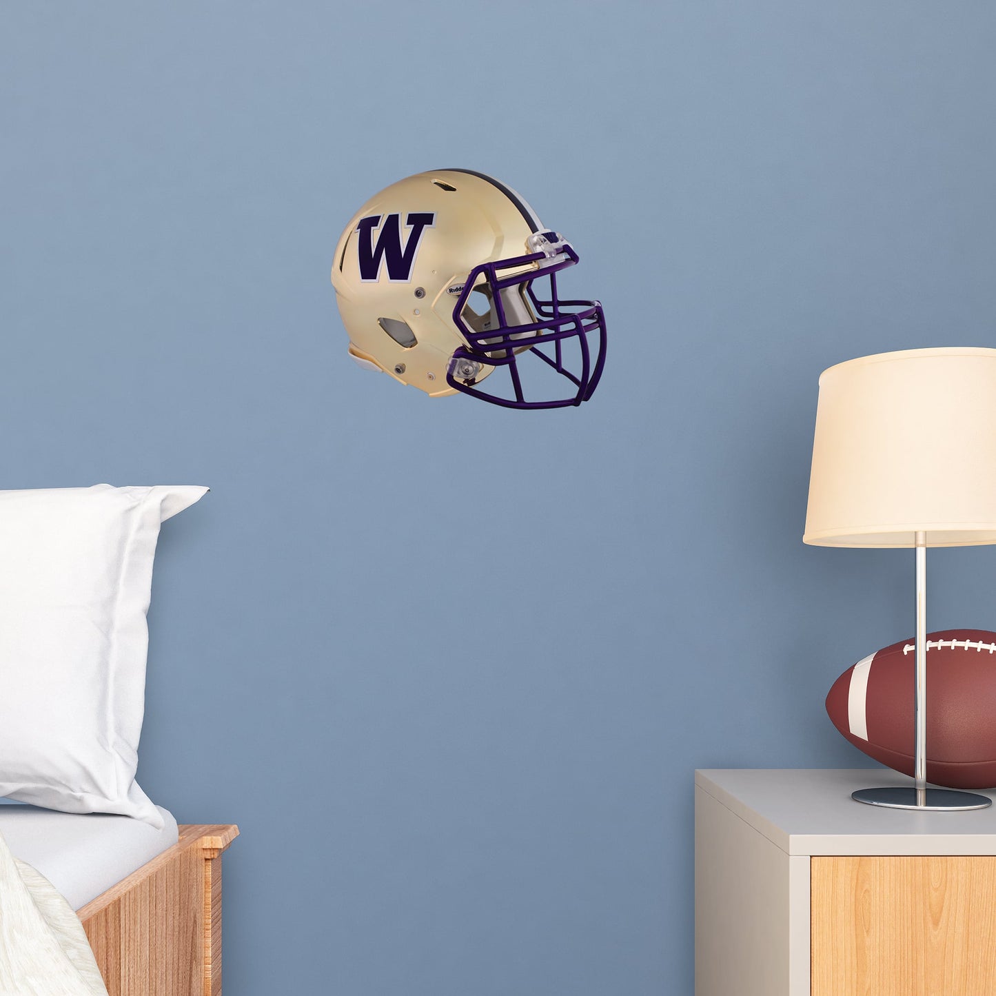 Washington Huskies: Helmet - Officially Licensed Removable Wall Decal
