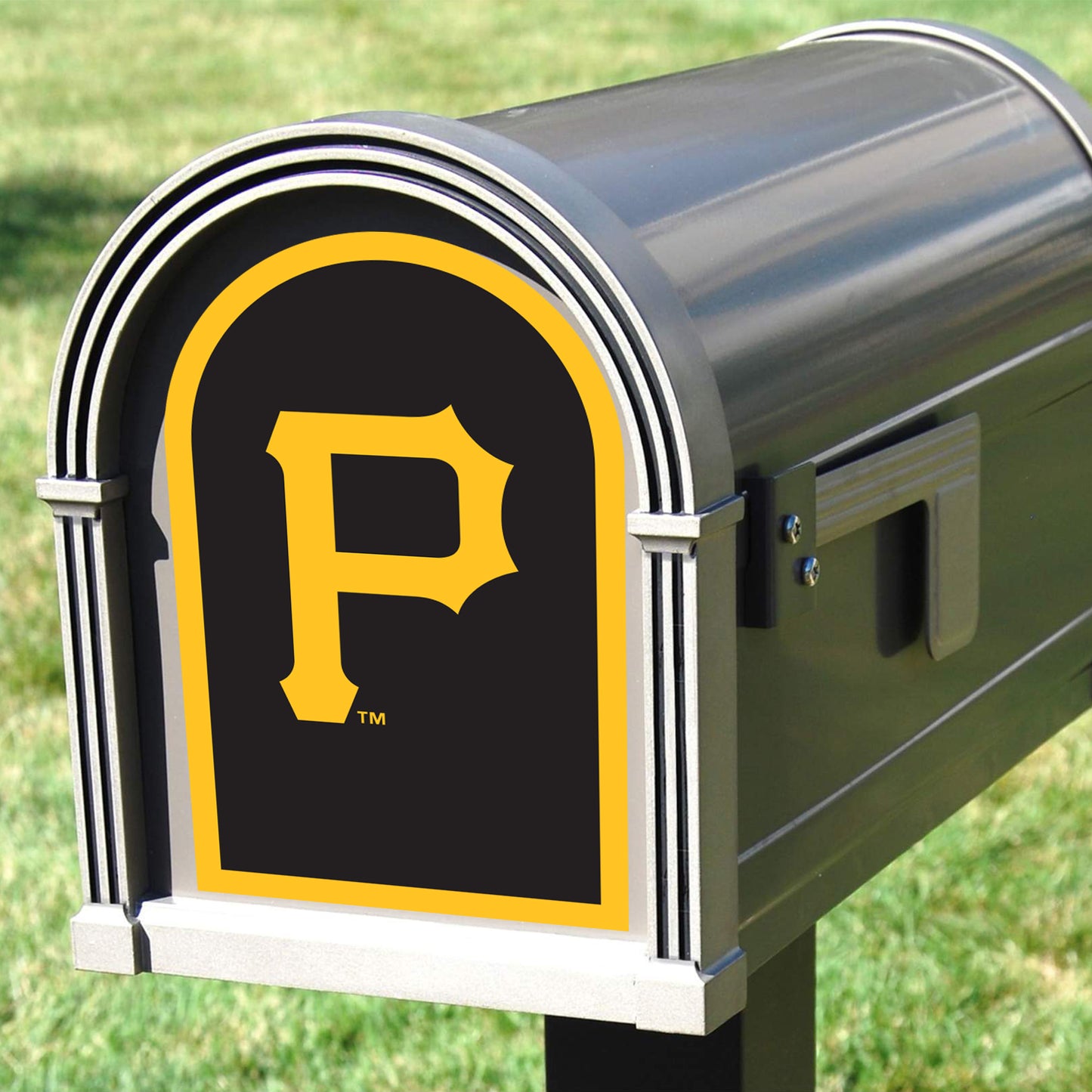 Pittsburgh Pirates: Mailbox Logo - Officially Licensed MLB Outdoor Graphic