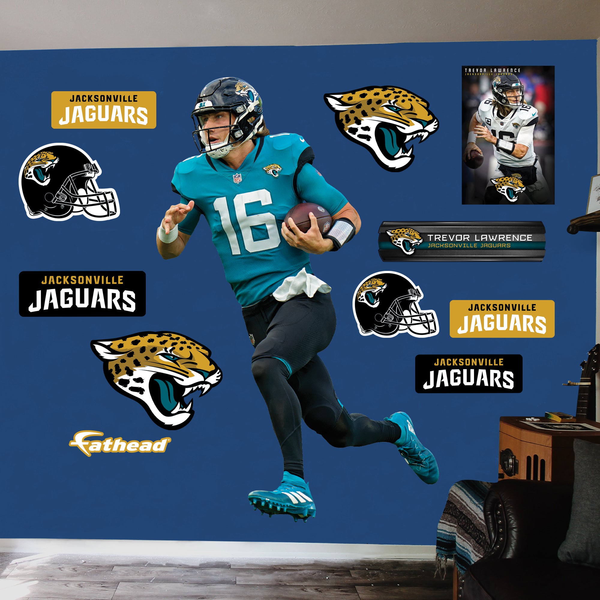 CARTERSVILLE, GA - MAY 30: A hand painted BOSE mural on the side of a  building featuring Jacksonville Jaguars 2021 NFL first round draft pick and  hometown hero quarterback Trevor Lawrence on