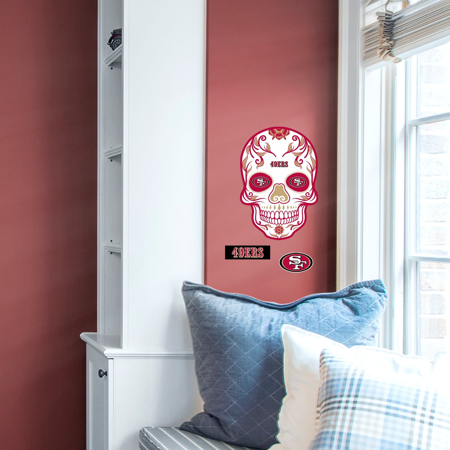 San Francisco 49ers: Skull - Officially Licensed NFL Removable Adhesive Decal