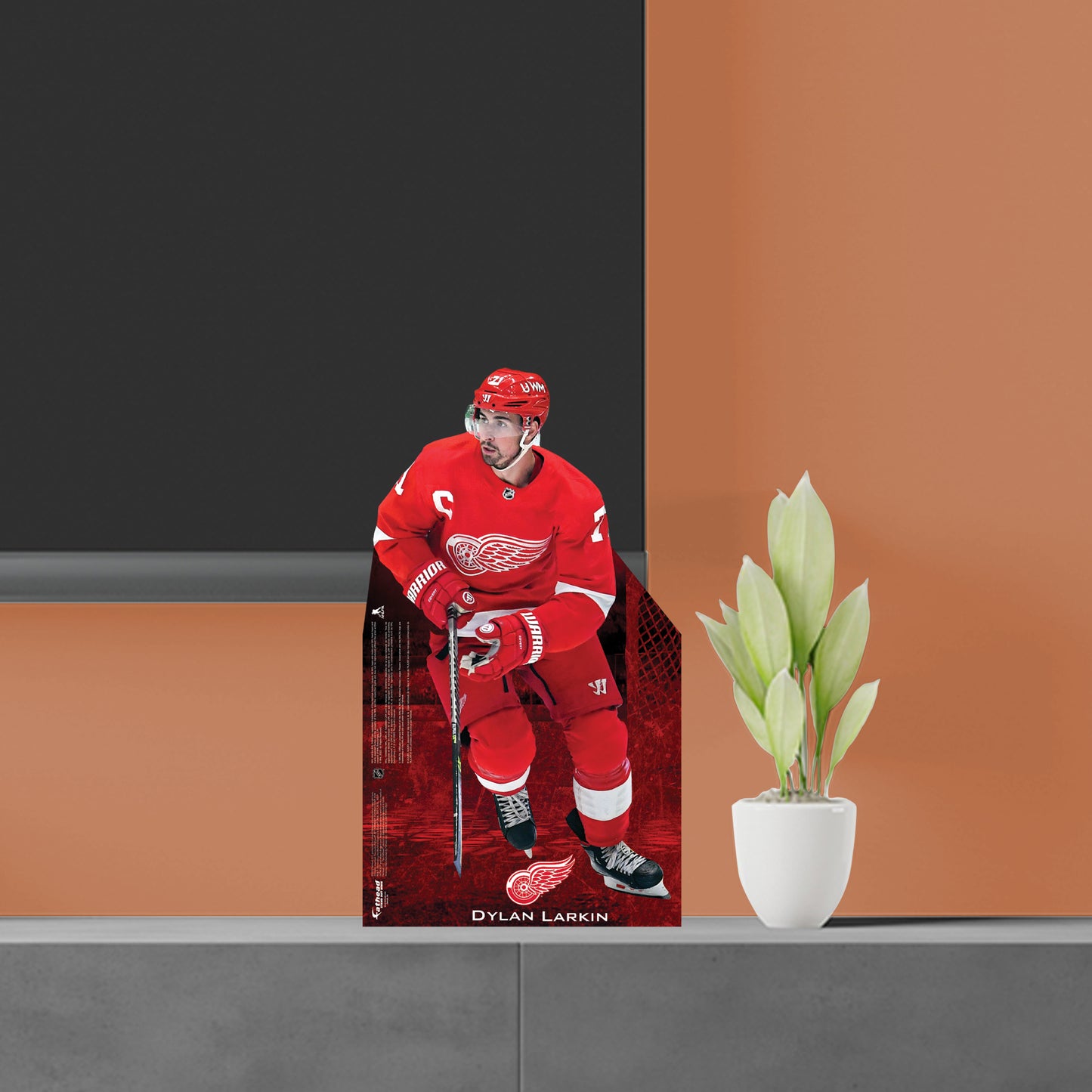Detroit Red Wings: Dylan Larkin Mini Cardstock Cutout - Officially Licensed NHL Stand Out