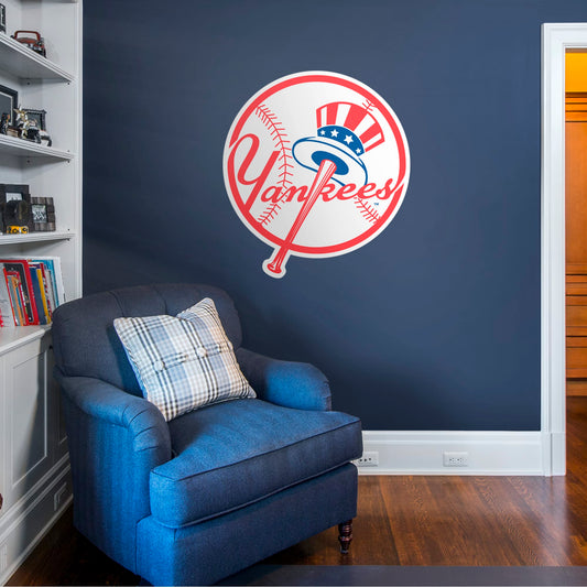 New York Yankees: Circle Logo - Officially Licensed MLB Removable Wall Decal