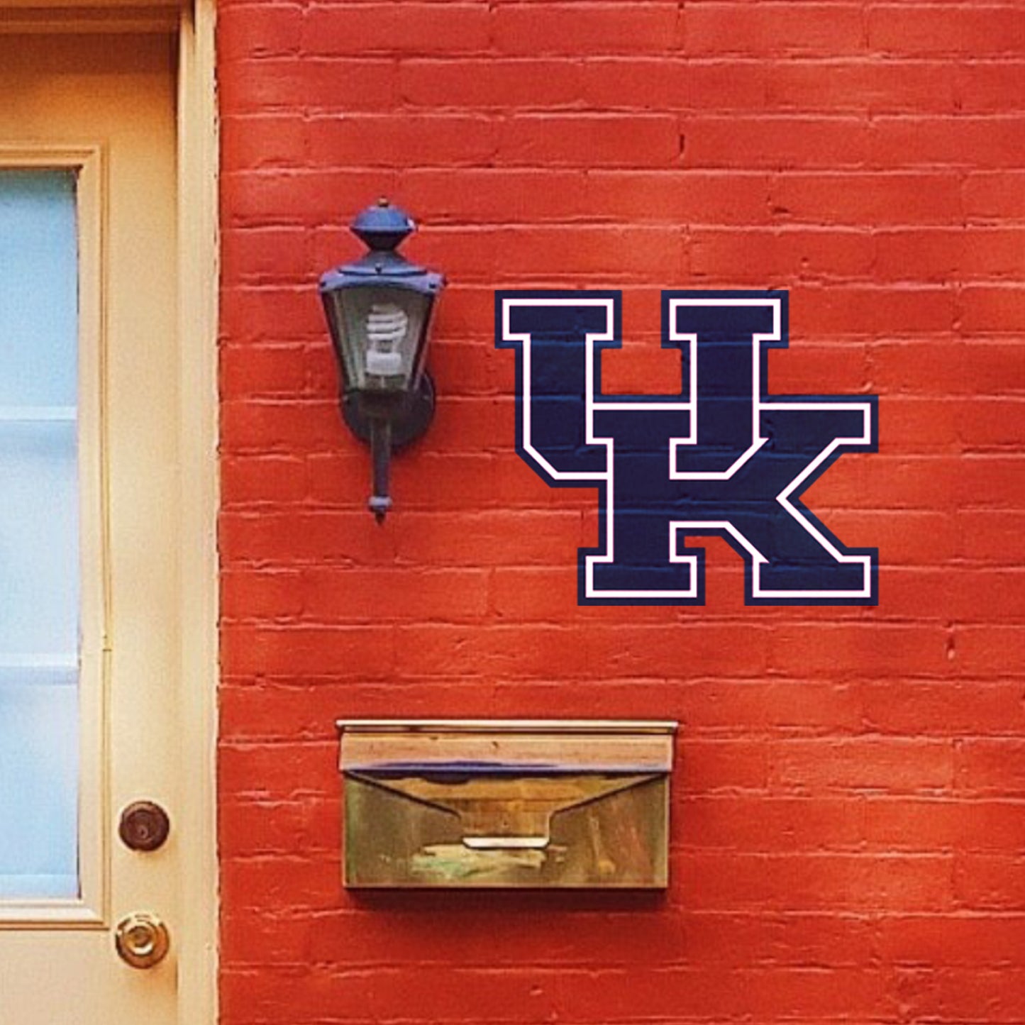 Kentucky Wildcats:   Outdoor Logo        - Officially Licensed NCAA    Outdoor Graphic