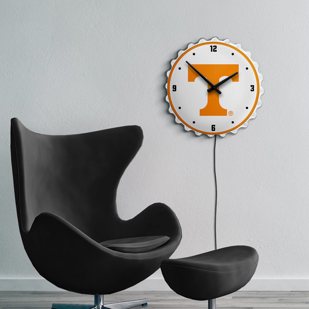 Tennessee Volunteers: Bottle Cap Lighted Wall Clock - The Fan-Brand