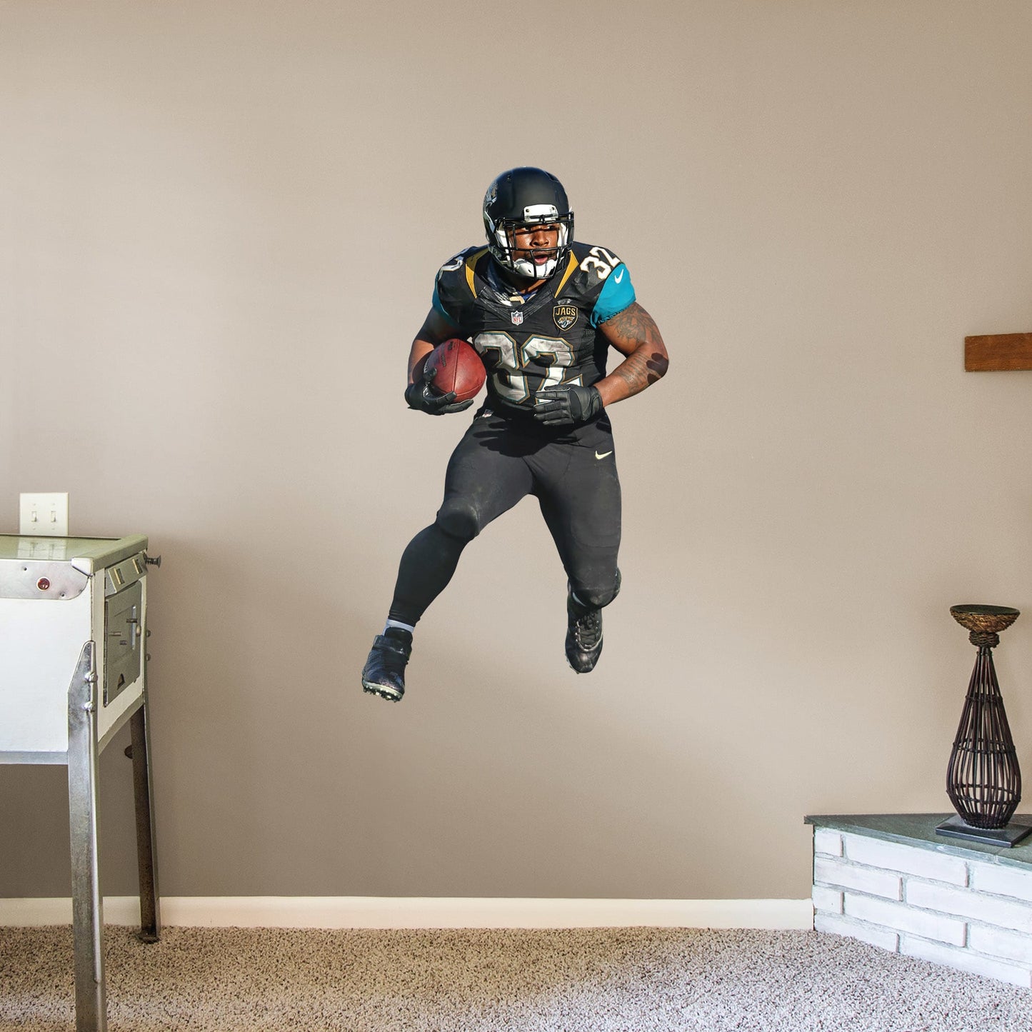 Giant Athlete + 2 Decals (29"W x 51"H) Bring the action of the NFL into your home with a wall decal of Maurice Jones-Drew! High quality, durable, and tear resistant, you'll be able to stick and move it as many times as you want to create the ultimate football experience in any room!