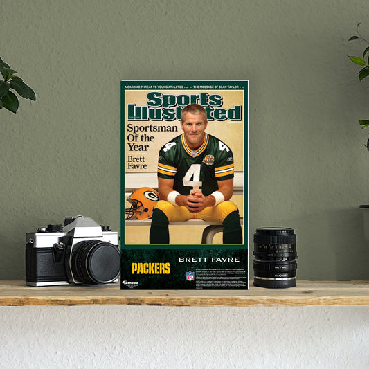 Green Bay Packers: Brett Favre December 2007 Sportsman of the Year Sports Illustrated Cover  Mini   Cardstock Cutout  - Officially Licensed NFL    Stand Out