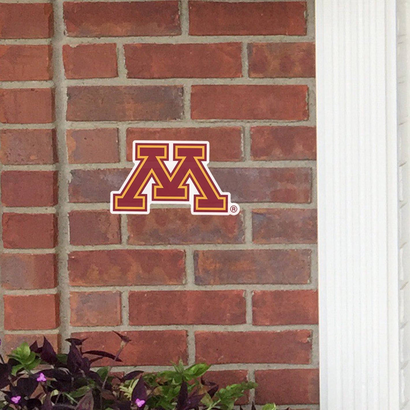 Minnesota Golden Gophers: Outdoor Logo - Officially Licensed NCAA Outdoor Graphic