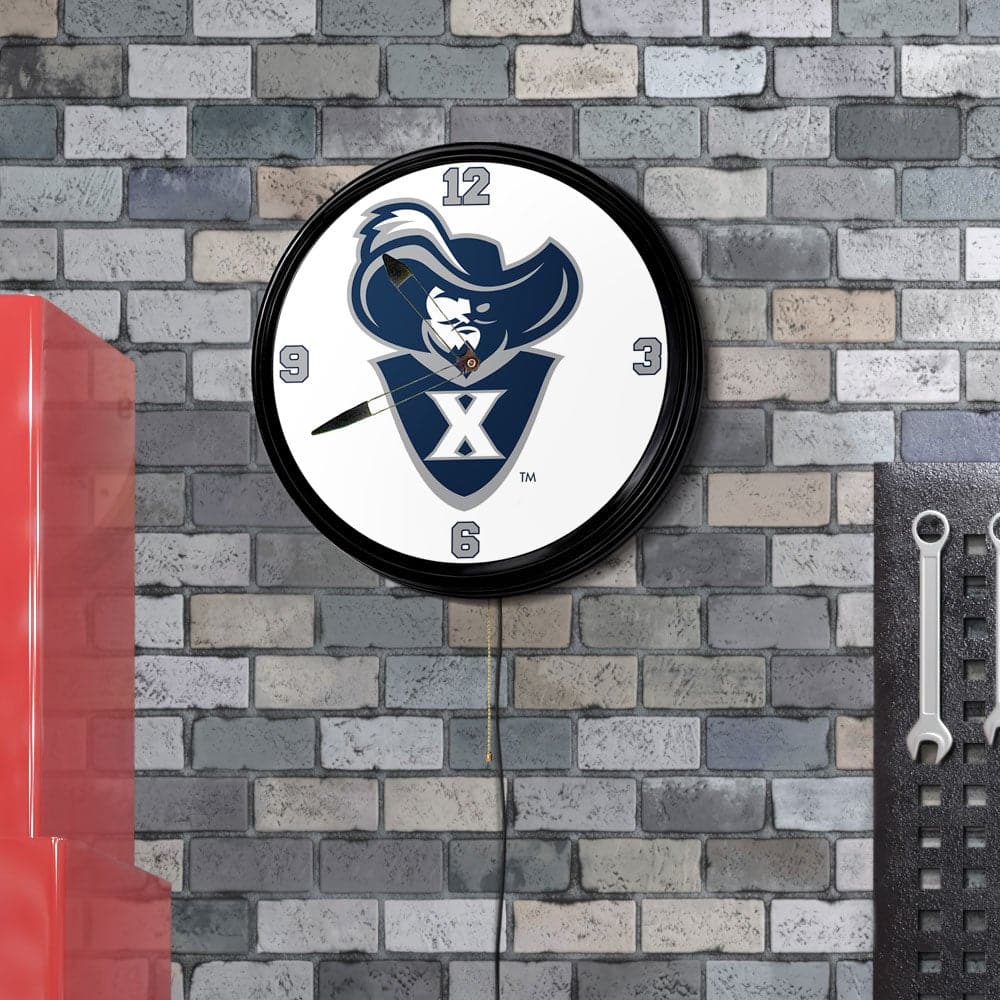 Xavier Musketeers: Mascot - Retro Lighted Wall Clock - The Fan-Brand