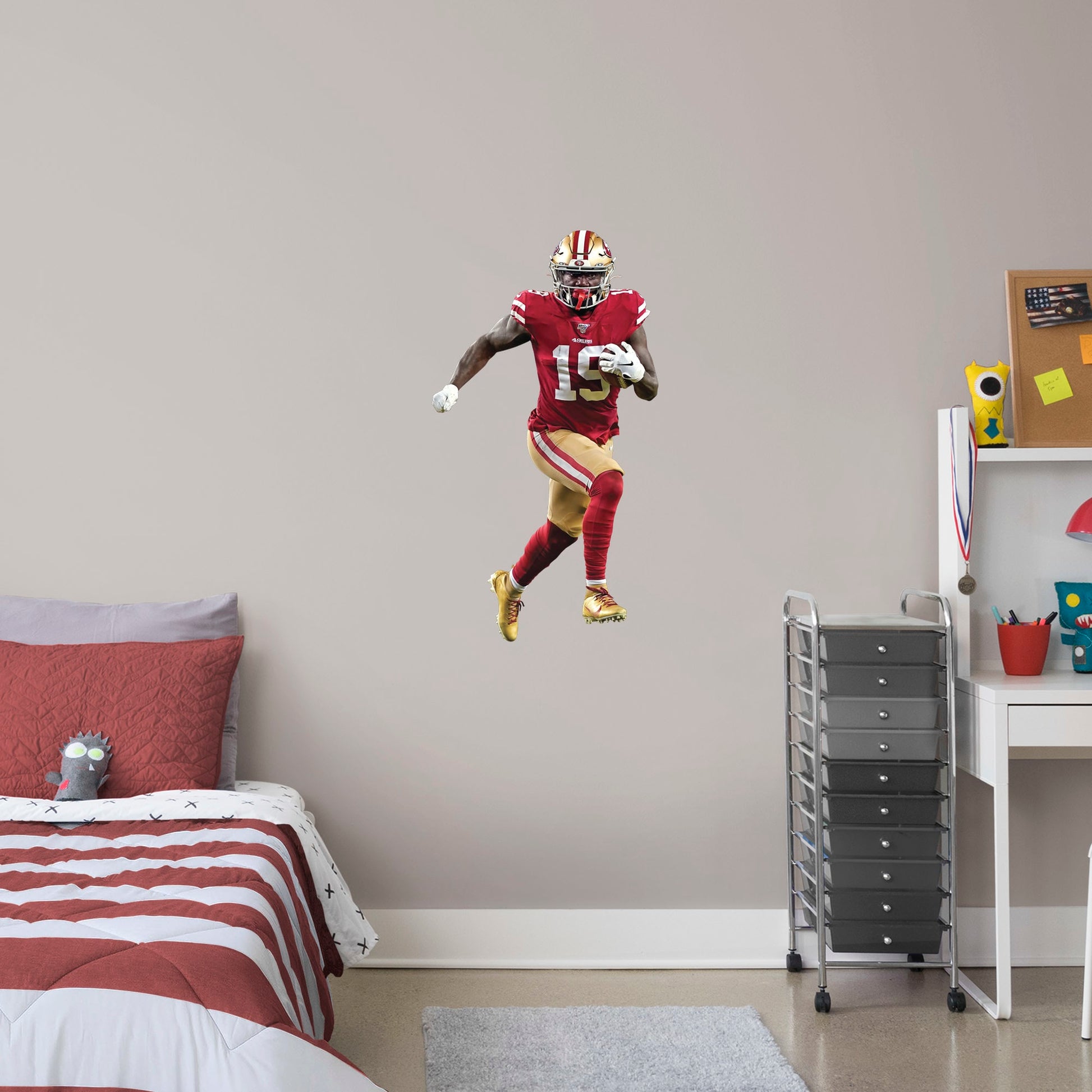 X-Large Athlete + 2 Decals (21"W x 39"H) Deebo Samuel is one of the most exciting players in the NFL and you can show your support with this high-quality removable wall decal! Place this durable vinyl decal on any wall and wide receiver Deebo can dominate your room, office, or man cave like he helps the San Francisco 49ers dominate the league! This decal can be easily applied and removed on almost any surface, so this speedster can follow you everywhere you go! Let���s go, Niners!