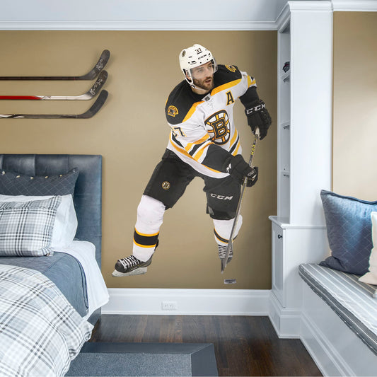 Boston Bruins: Brad Marchand 2023 - Officially Licensed NHL Removable –  Fathead
