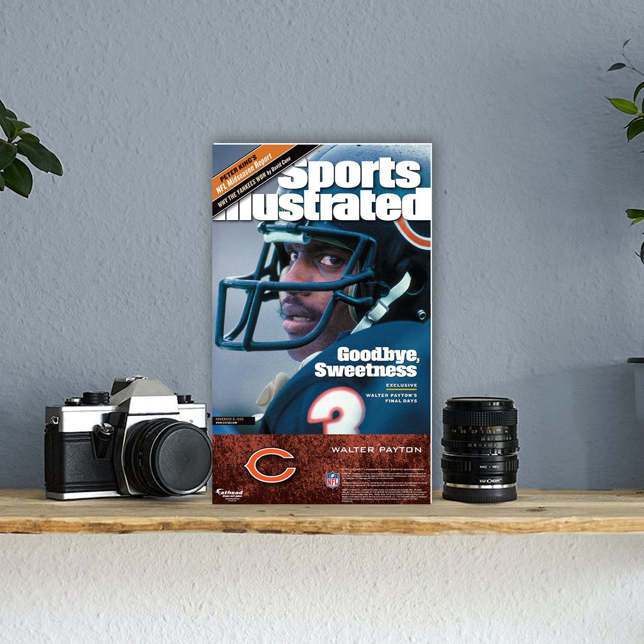 Chicago Bears: Walter Payton November 1999 Sports Illustrated Cover Mini Cardstock Cutout - Officially Licensed NFL Stand Out