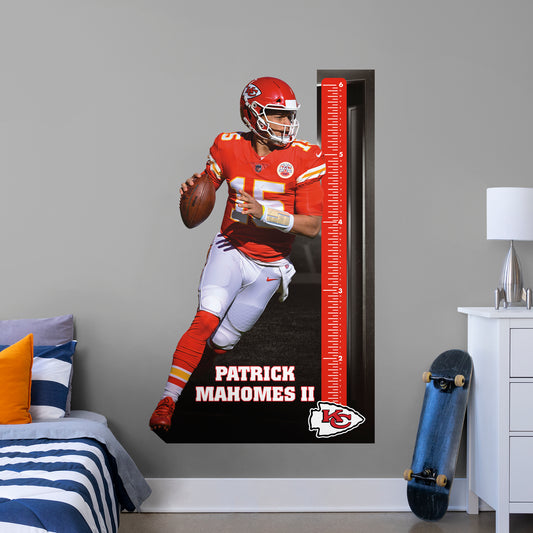 Bring the action of the NFL into your home with a wall decal of Patrick Mahomes! High quality, durable, and tear resistant, you'll be able to stick and move it as many times as you want to create the ultimate football experience in any room!